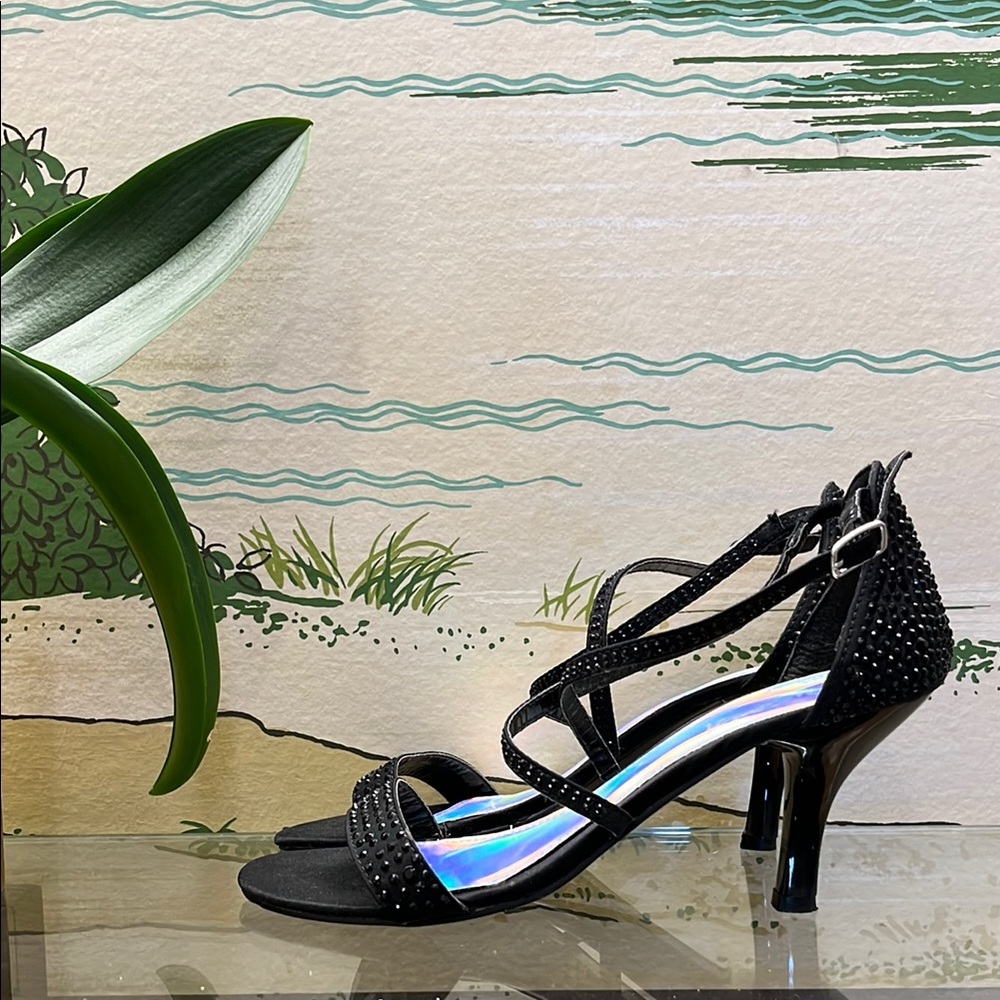 Elegant Black Strappy Heels